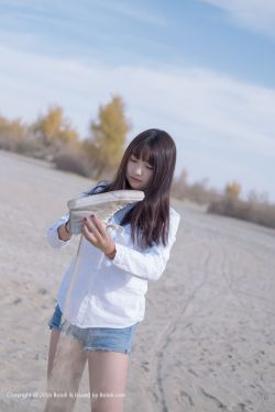 格林肉童话卖火柴的小男孩